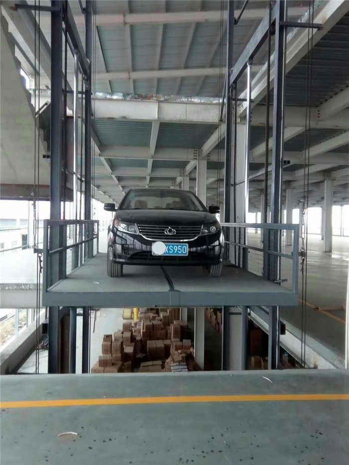 安陽(yáng)電池客戶(hù)加裝升降貨梯現(xiàn)場(chǎng)