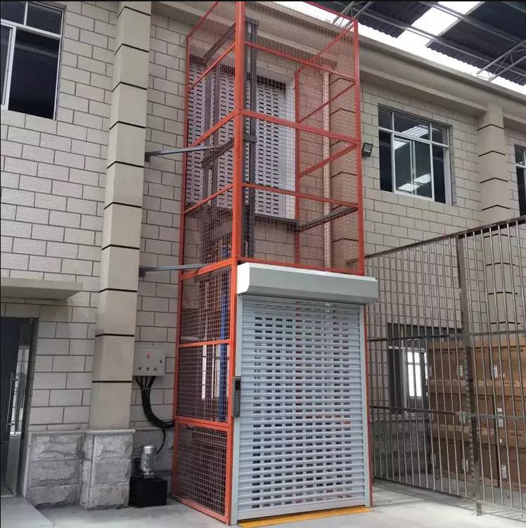 <b>卷簾門(mén)升降貨梯</b>