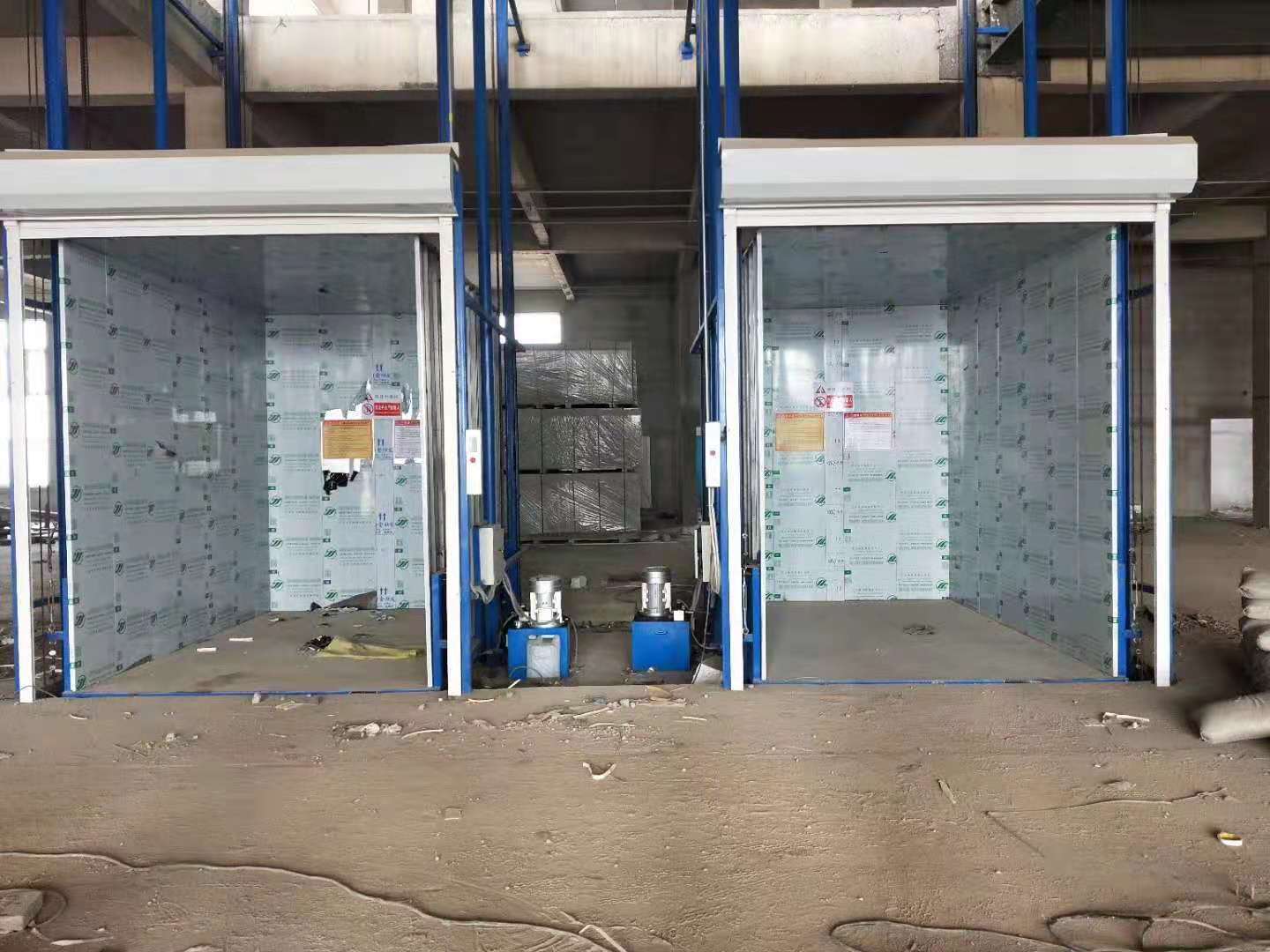 液壓升降貨梯（卷簾門）